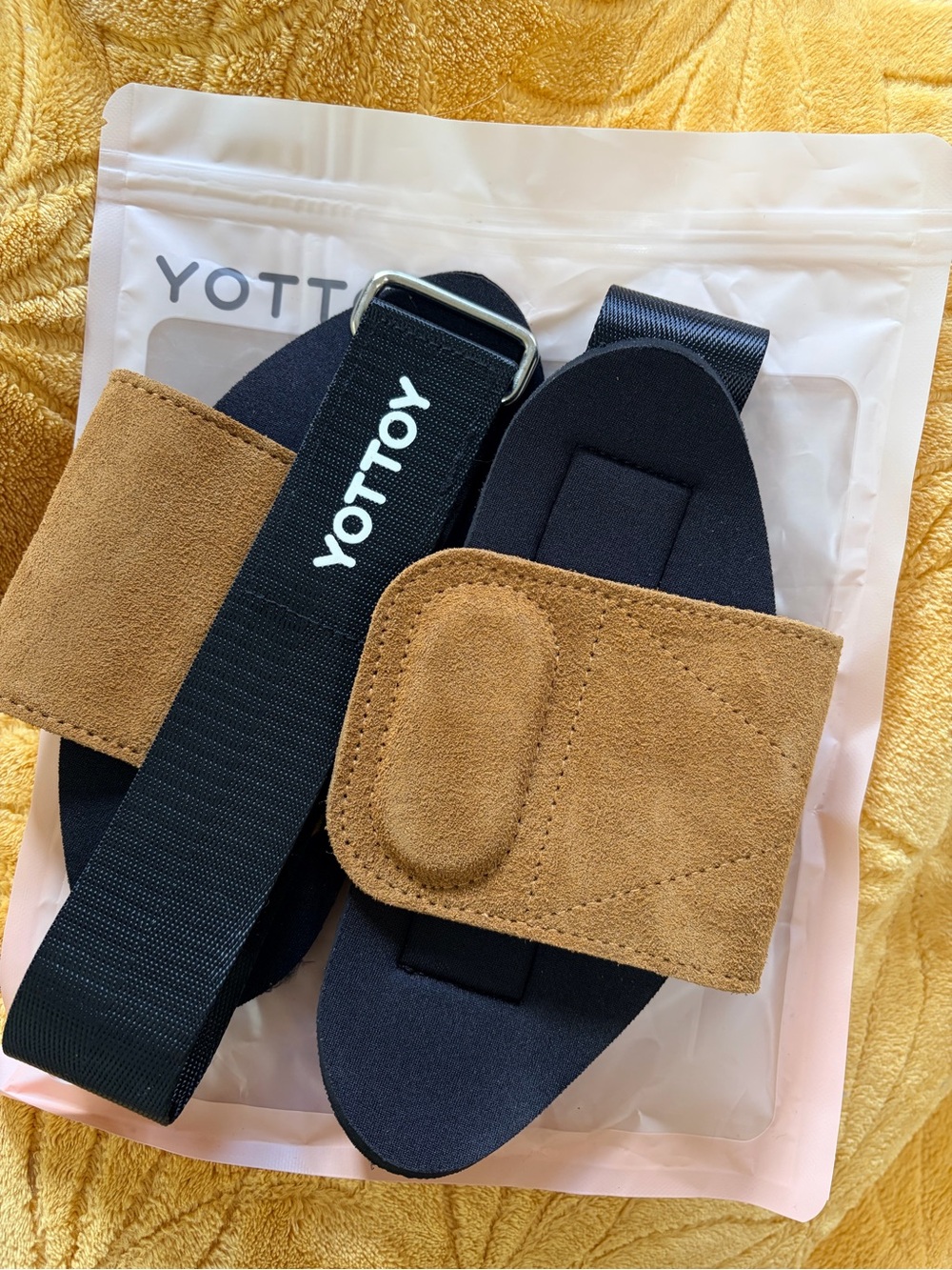 Leather Heavy Weightlifting Padding Wrist Straps - Picture 4 of 5
